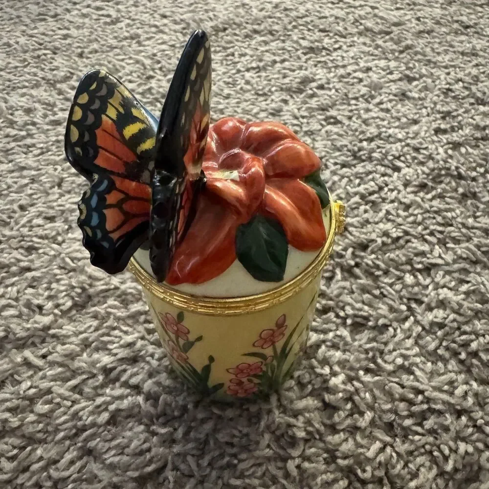 Vintage Bombay Co Porcelain Butterfly Flower Hinged Trinket Box Candle Holder